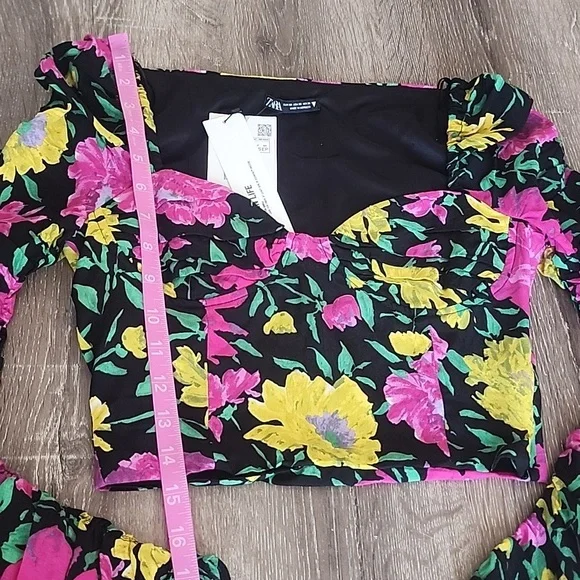 NEW! ZARA Long Sleeve Vibrant Floral Sweetheart Neckline Crop Top XS - Picture 7 of 11